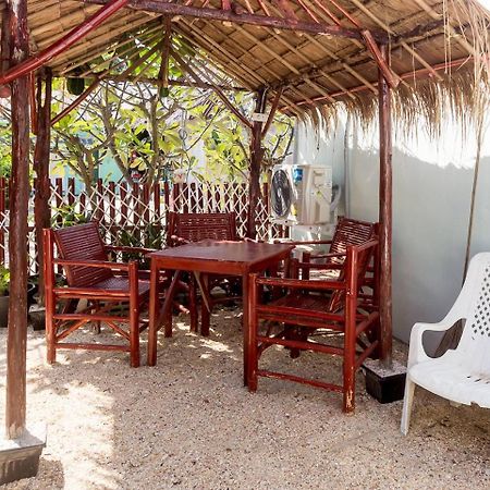 On The Beach Hotel Ko Lanta Екстериор снимка