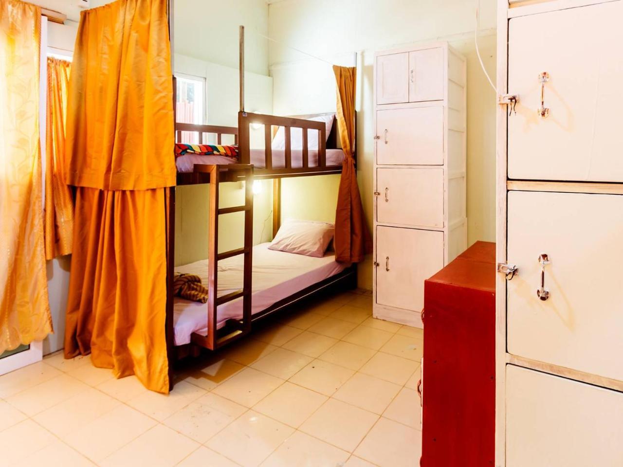 On The Beach Hotel Ko Lanta Екстериор снимка